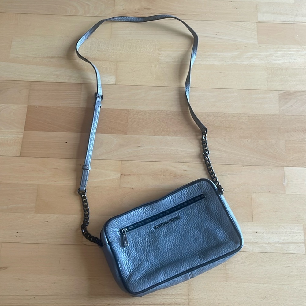 Michael Kors - JetSet cross body purse
